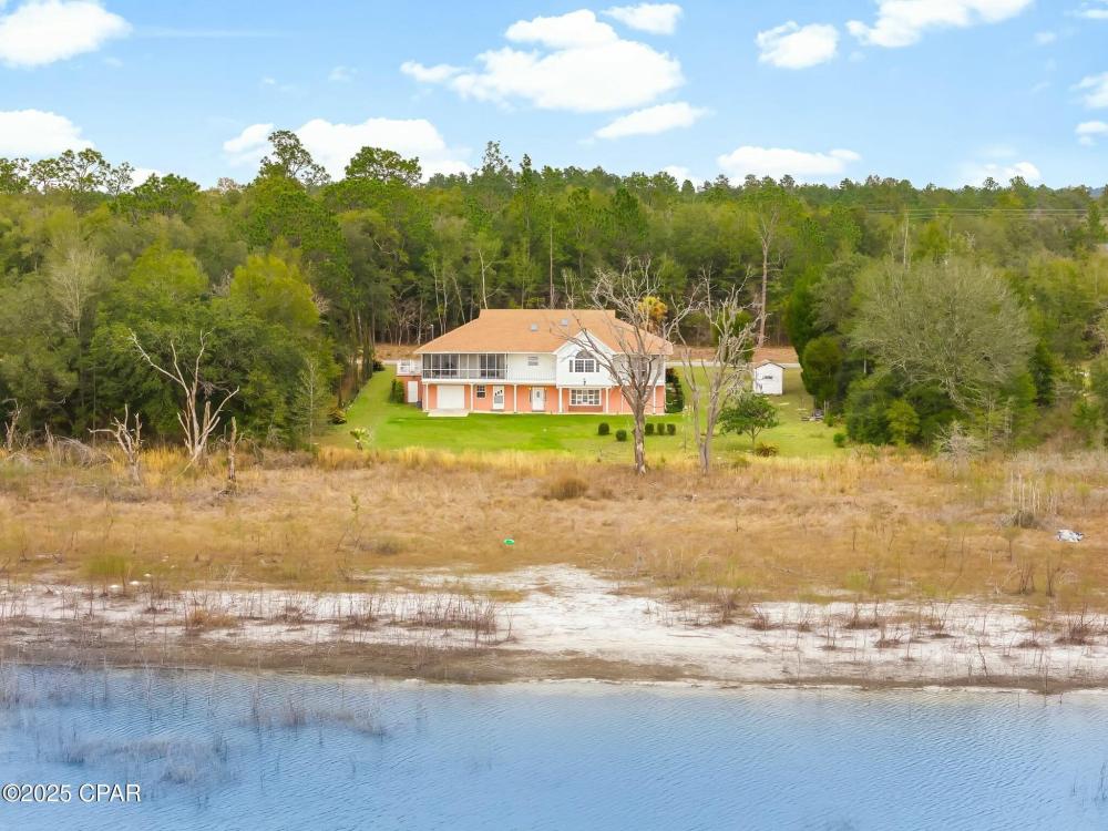 Currently Displayed Property Photo