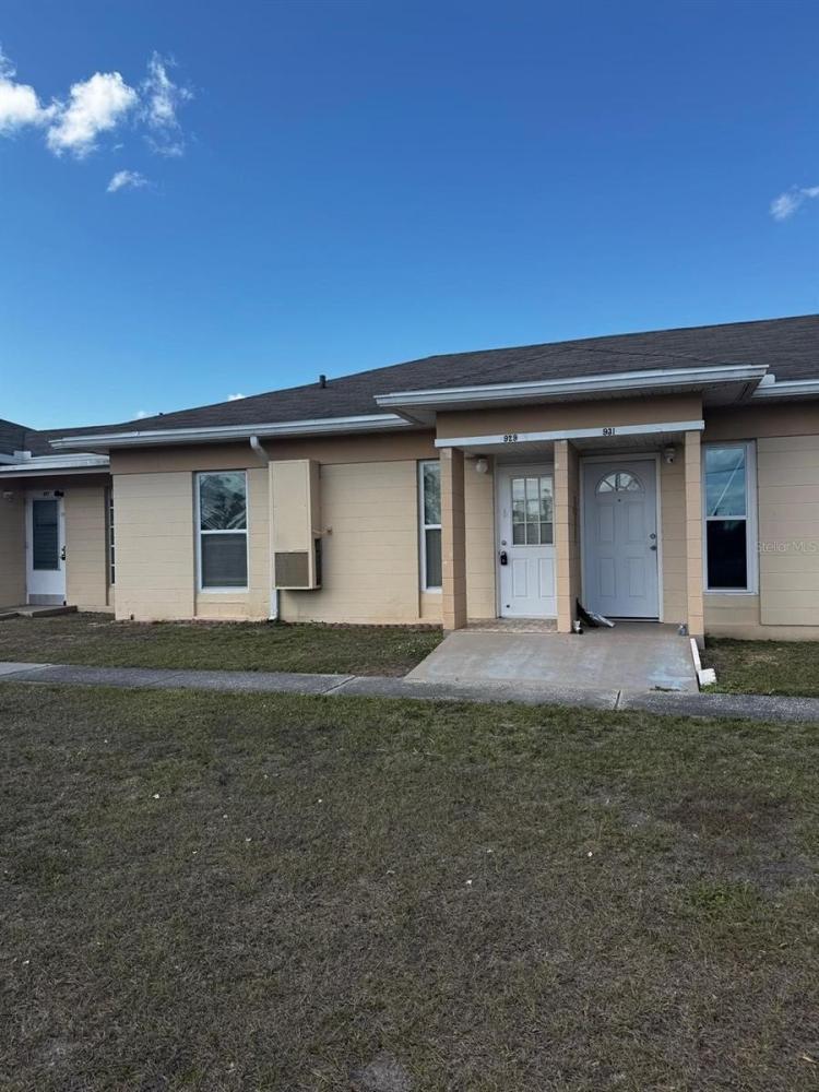 Currently Displayed Property Photo
