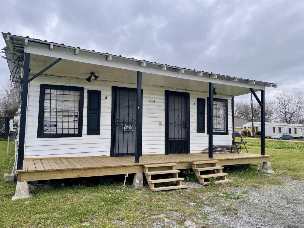 Currently Displayed Property Photo
