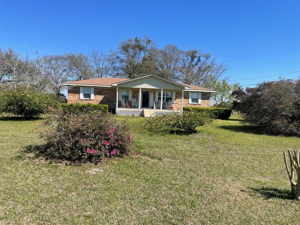 Currently Displayed Property Photo