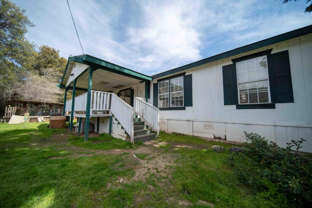 Currently Displayed Property Photo