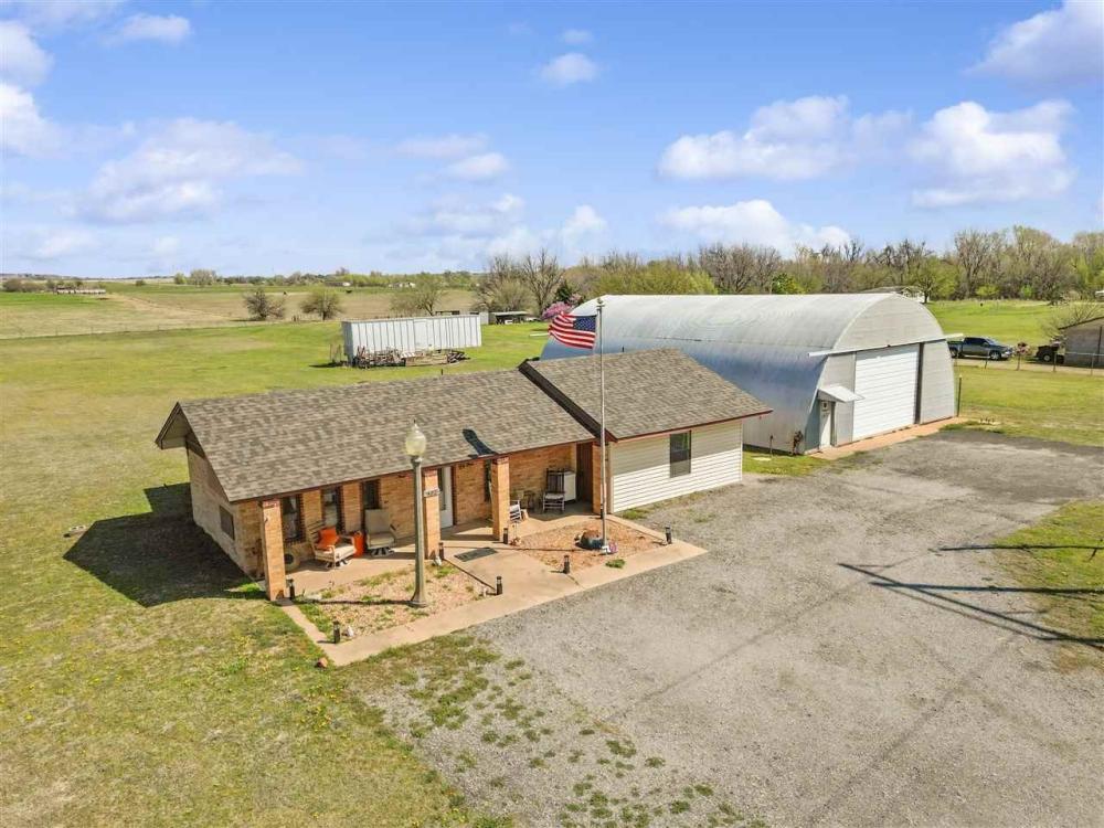 Currently Displayed Property Photo