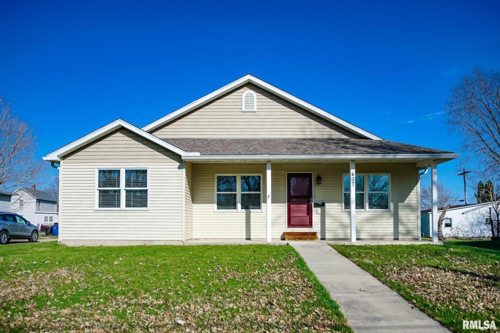 Currently Displayed Property Photo