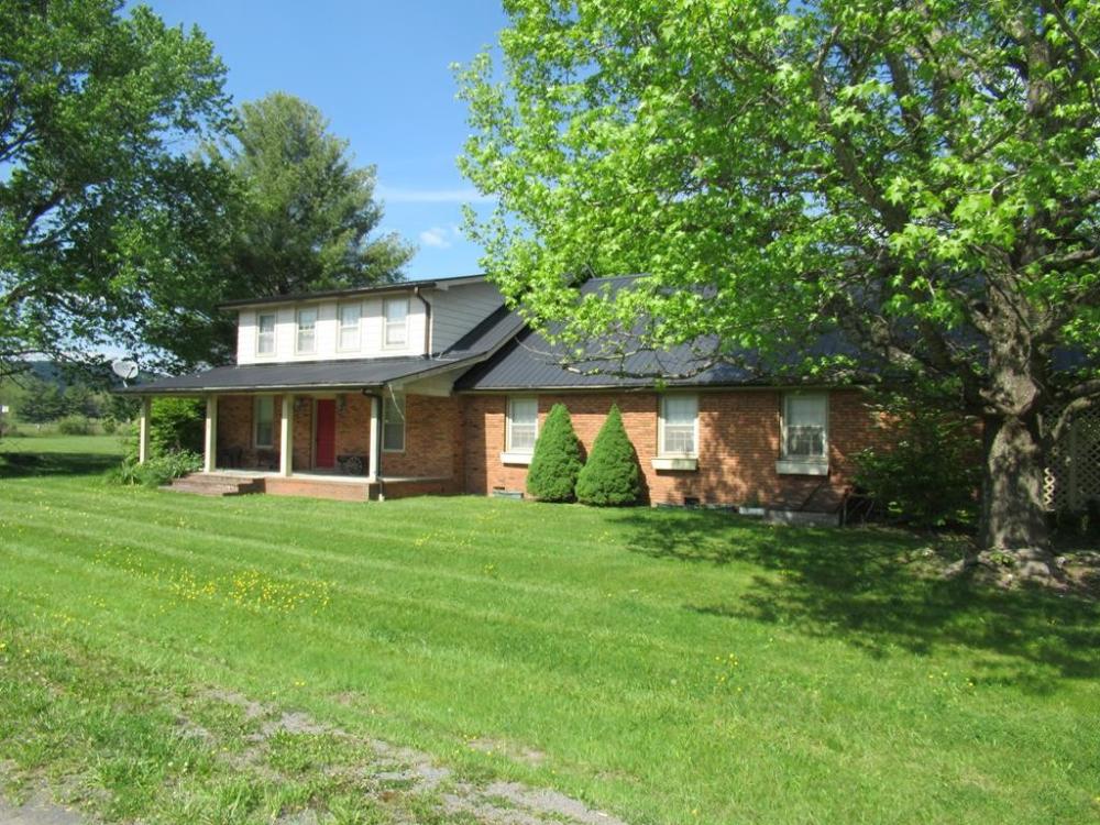 Currently Displayed Property Photo