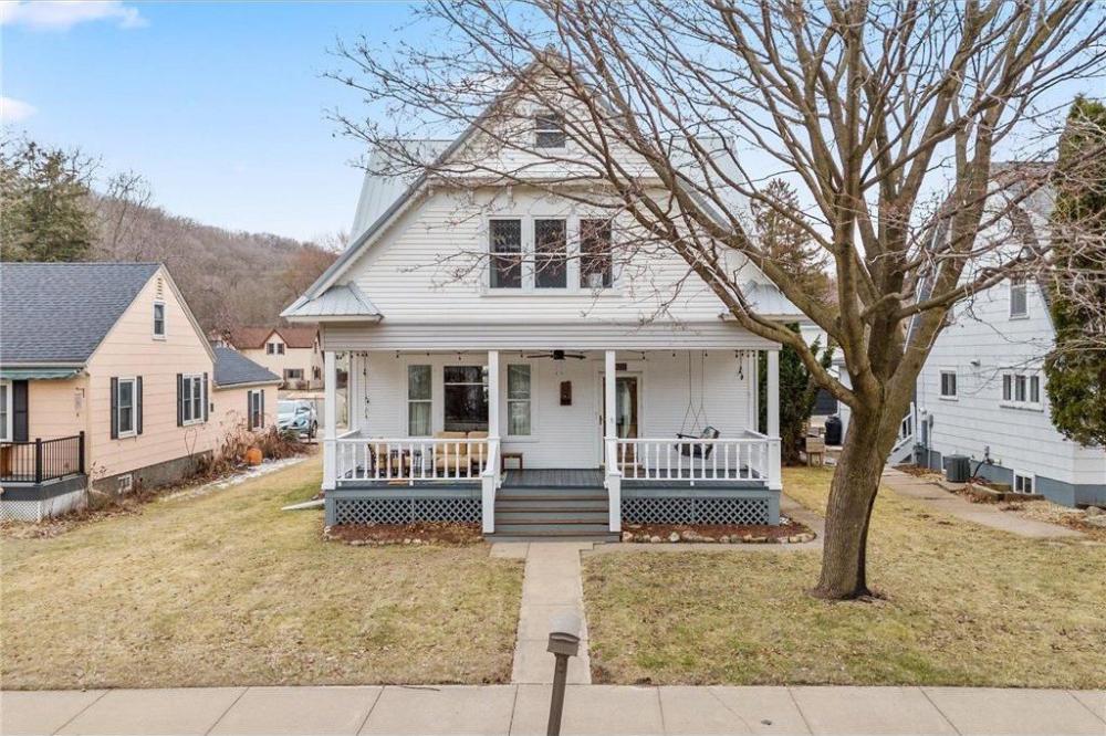 Currently Displayed Property Photo