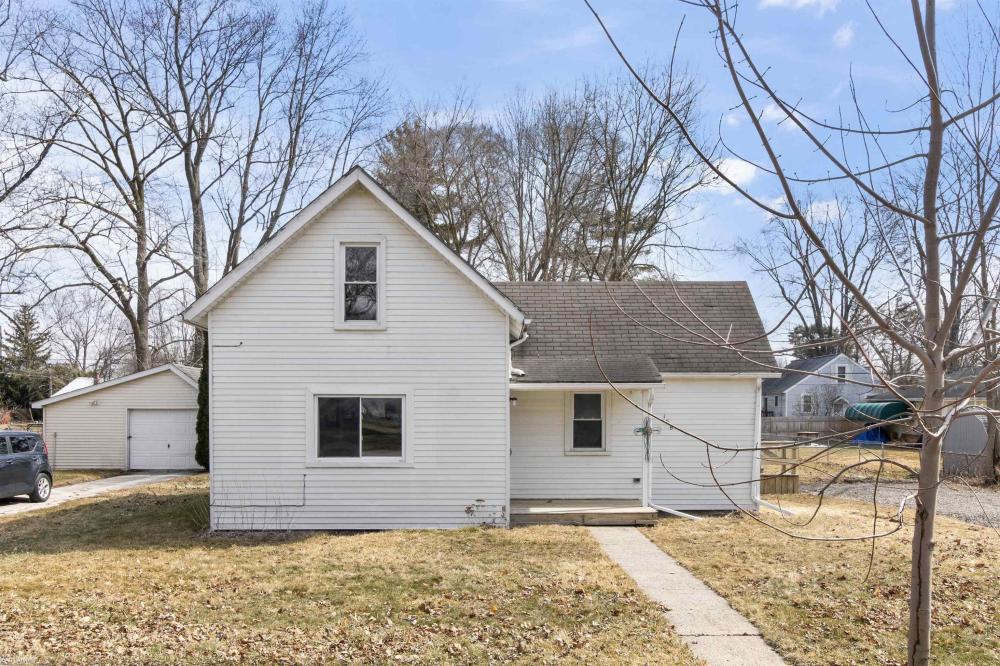 Currently Displayed Property Photo