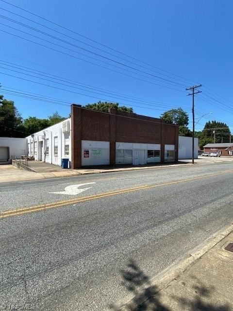 Currently Displayed Property Photo