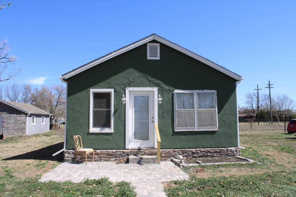 Currently Displayed Property Photo
