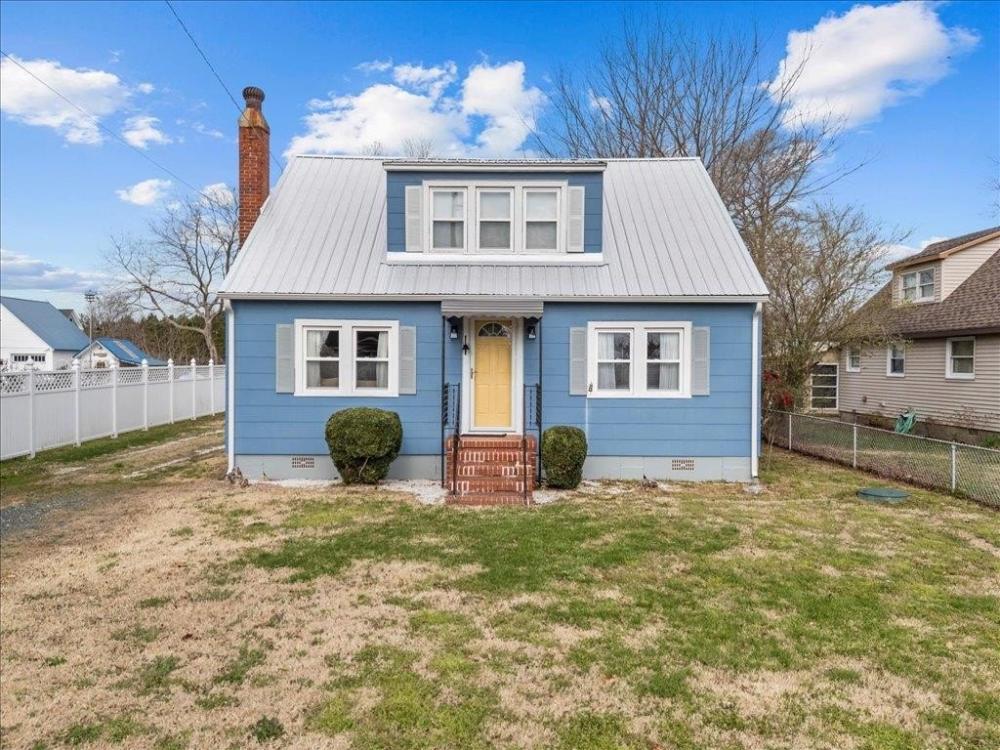 Currently Displayed Property Photo