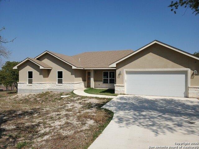Currently Displayed Property Photo