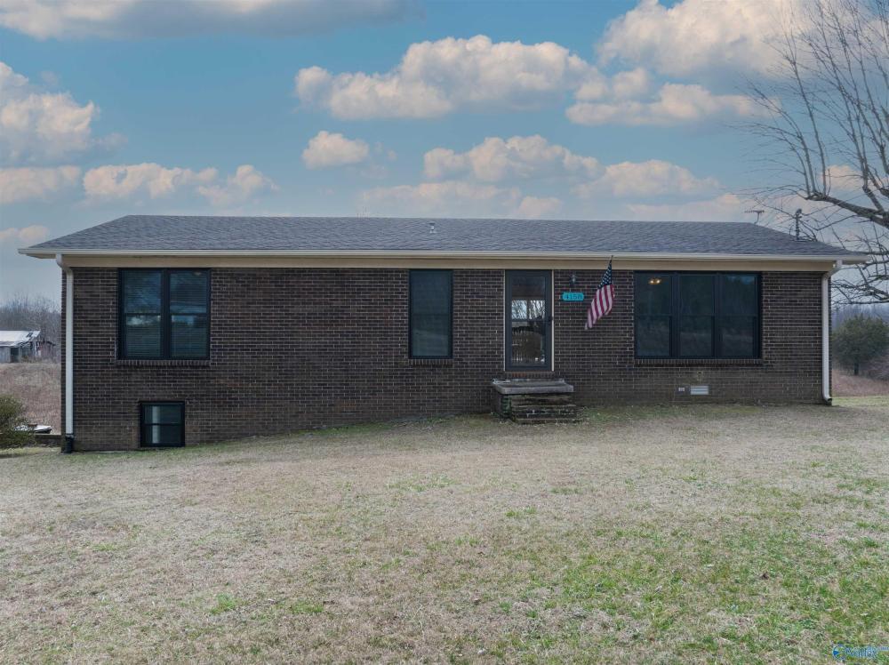 Currently Displayed Property Photo