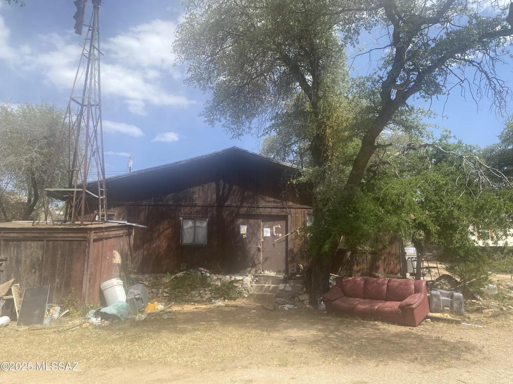 Currently Displayed Property Photo
