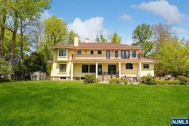 Currently Displayed Property Photo