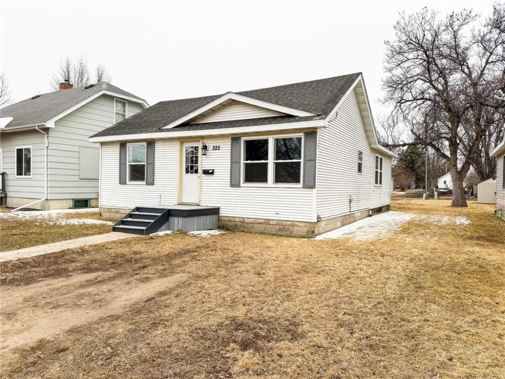 Currently Displayed Property Photo