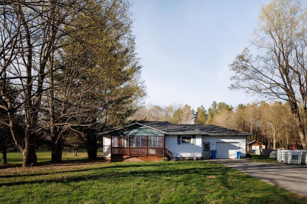 Currently Displayed Property Photo