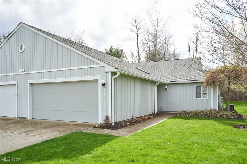 Currently Displayed Property Photo
