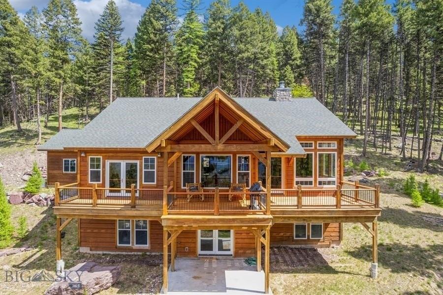 Currently Displayed Property Photo