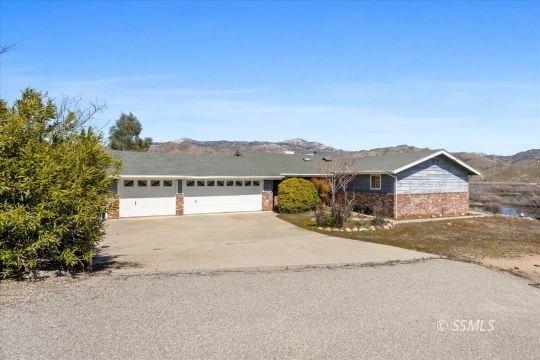 Currently Displayed Property Photo