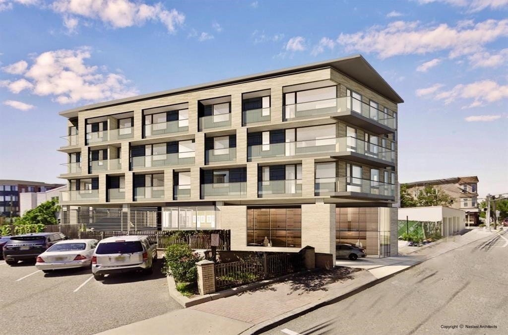 Currently Displayed Property Photo