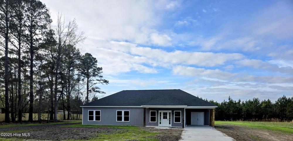 Currently Displayed Property Photo