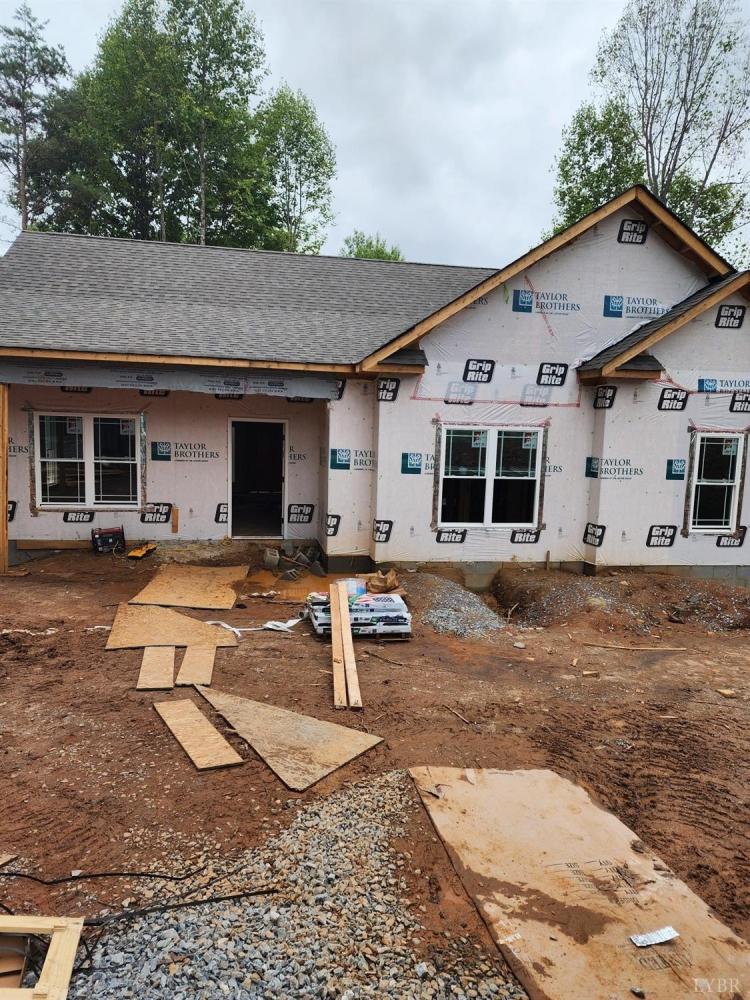Currently Displayed Property Photo