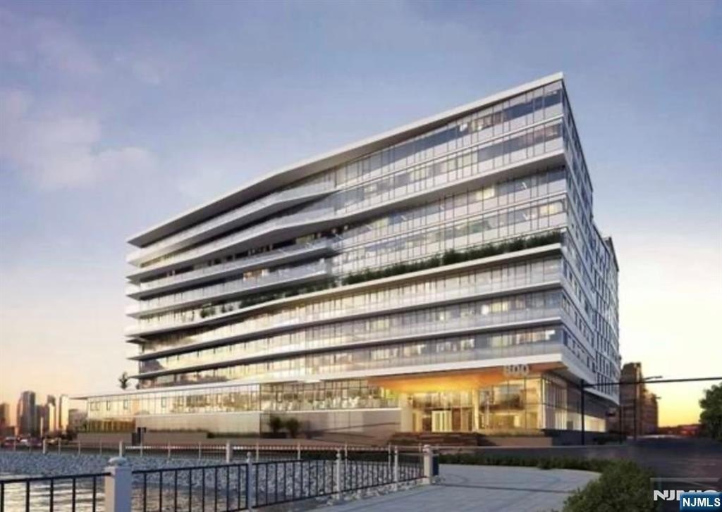 Currently Displayed Property Photo