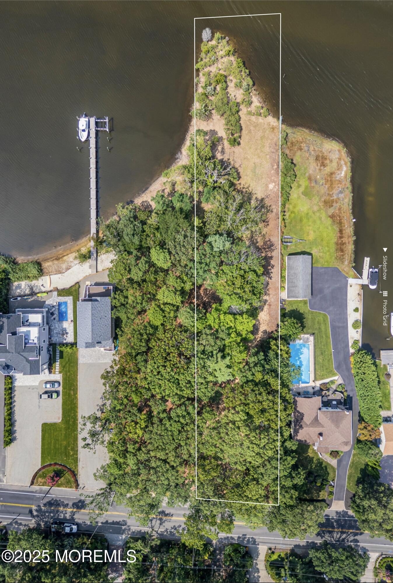 Currently Displayed Property Photo