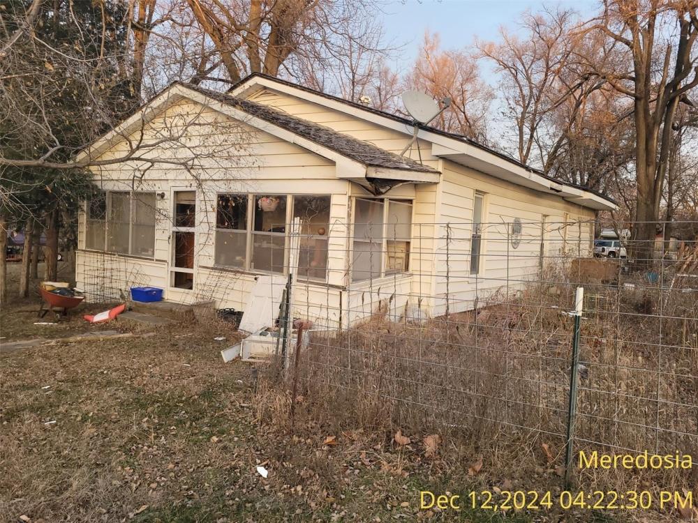 Currently Displayed Property Photo