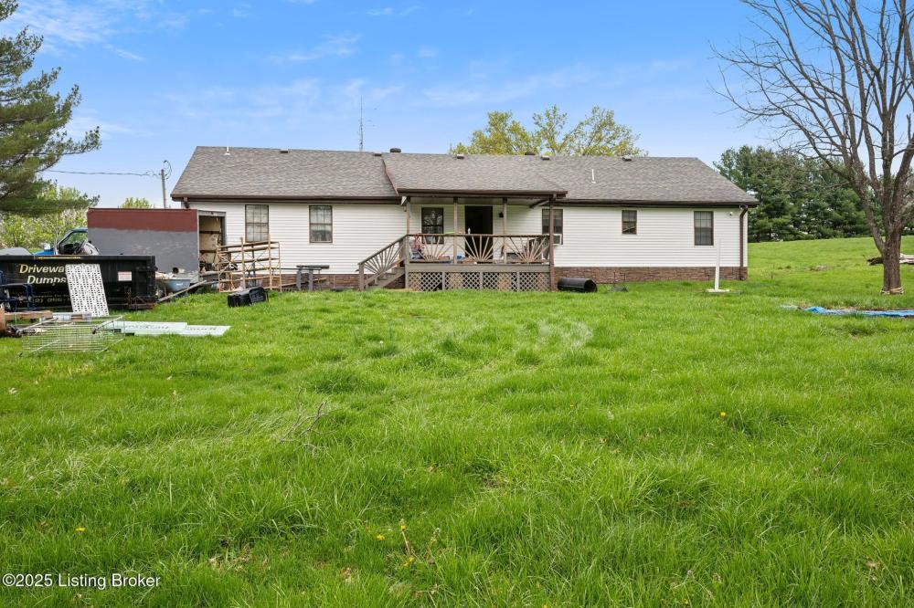 Currently Displayed Property Photo