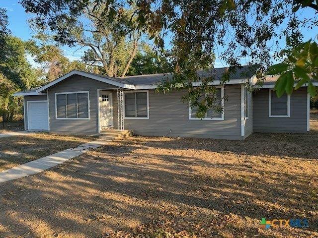 Currently Displayed Property Photo