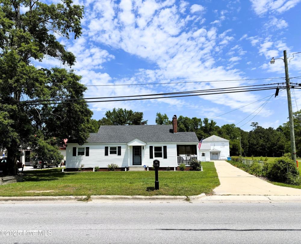 Currently Displayed Property Photo