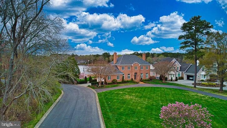 Currently Displayed Property Photo