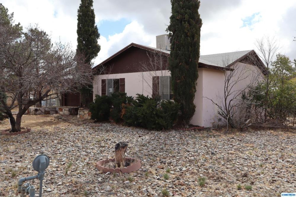Currently Displayed Property Photo