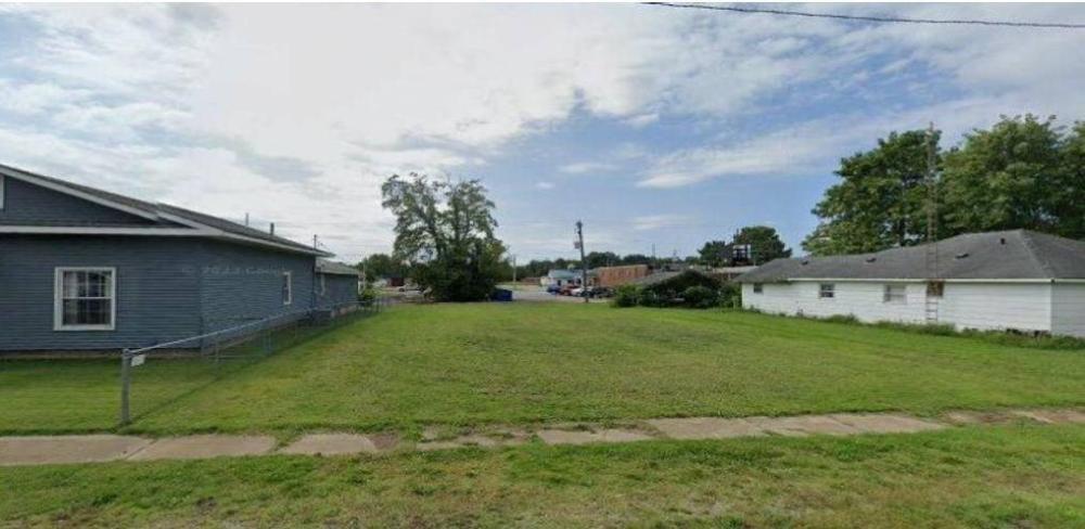 Currently Displayed Property Photo