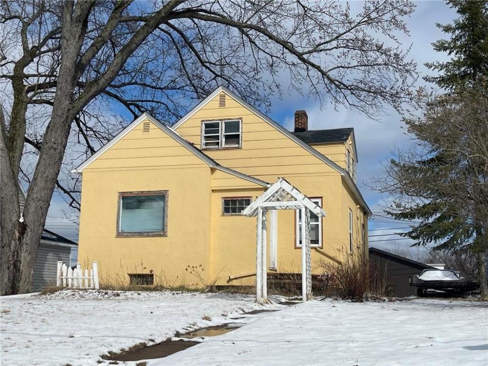 Currently Displayed Property Photo
