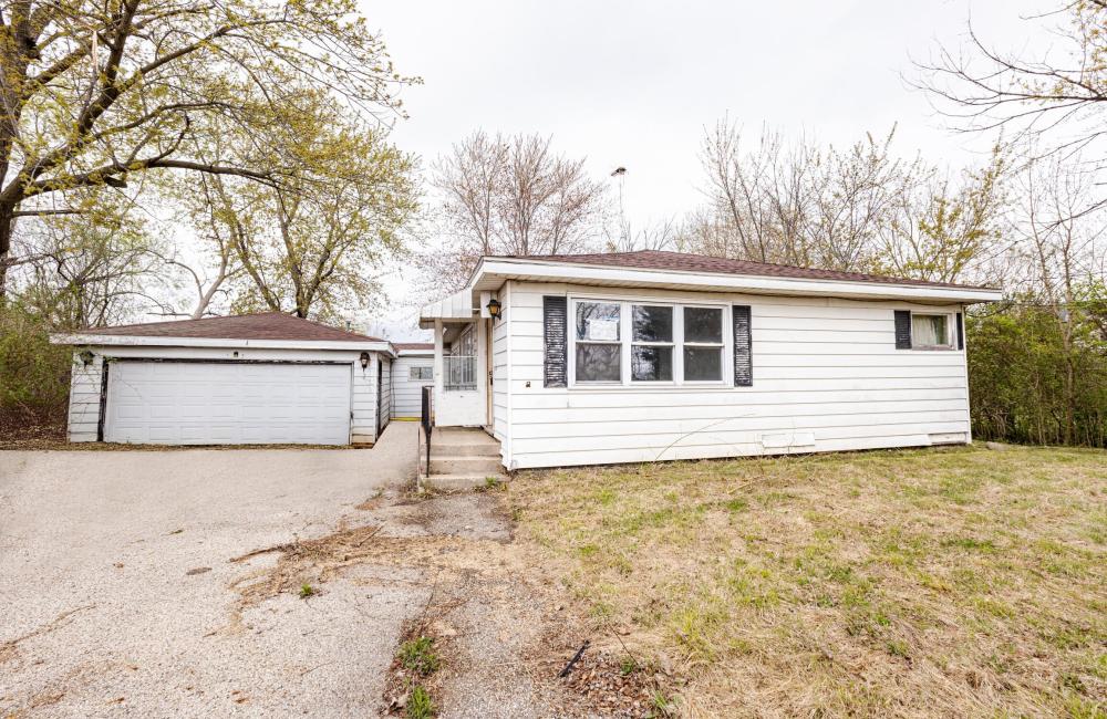 Currently Displayed Property Photo