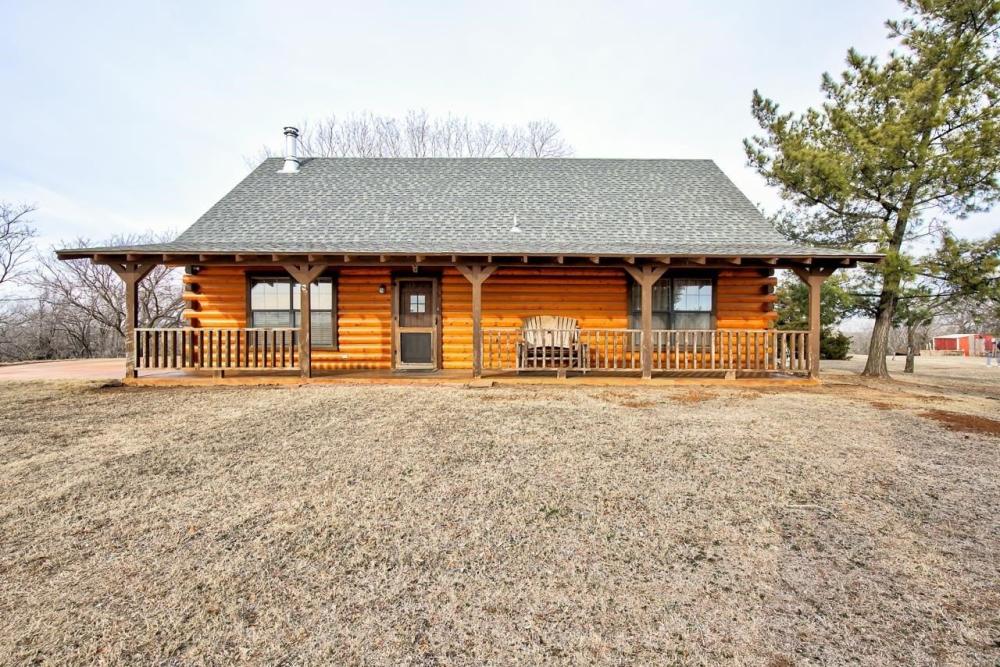 Currently Displayed Property Photo