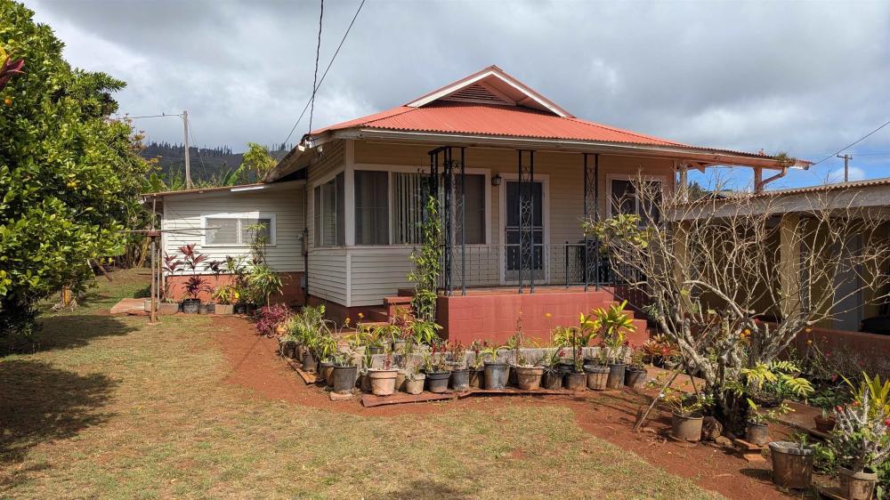 Currently Displayed Property Photo