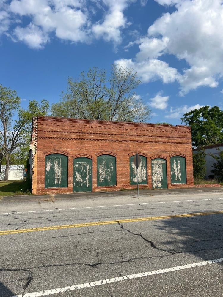 Currently Displayed Property Photo