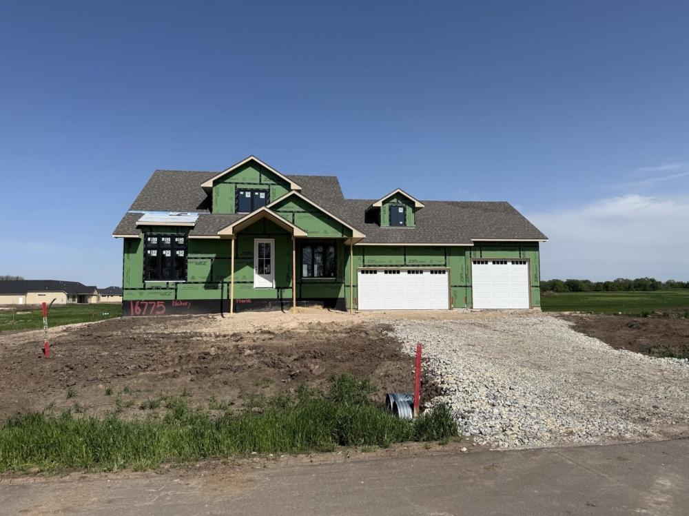 Currently Displayed Property Photo