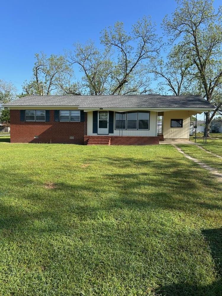 Currently Displayed Property Photo