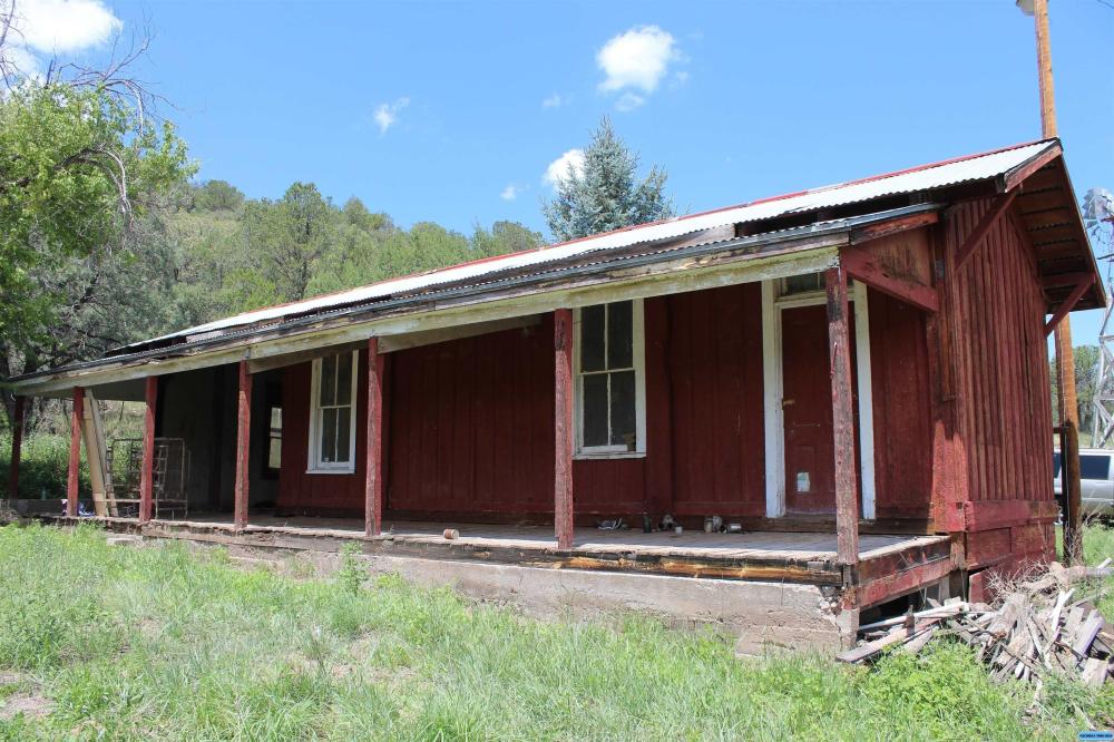 Currently Displayed Property Photo