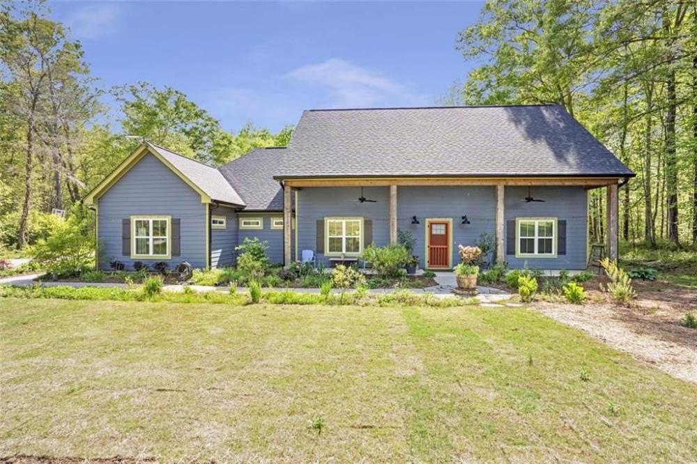 Currently Displayed Property Photo