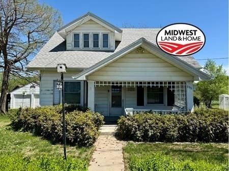 Currently Displayed Property Photo