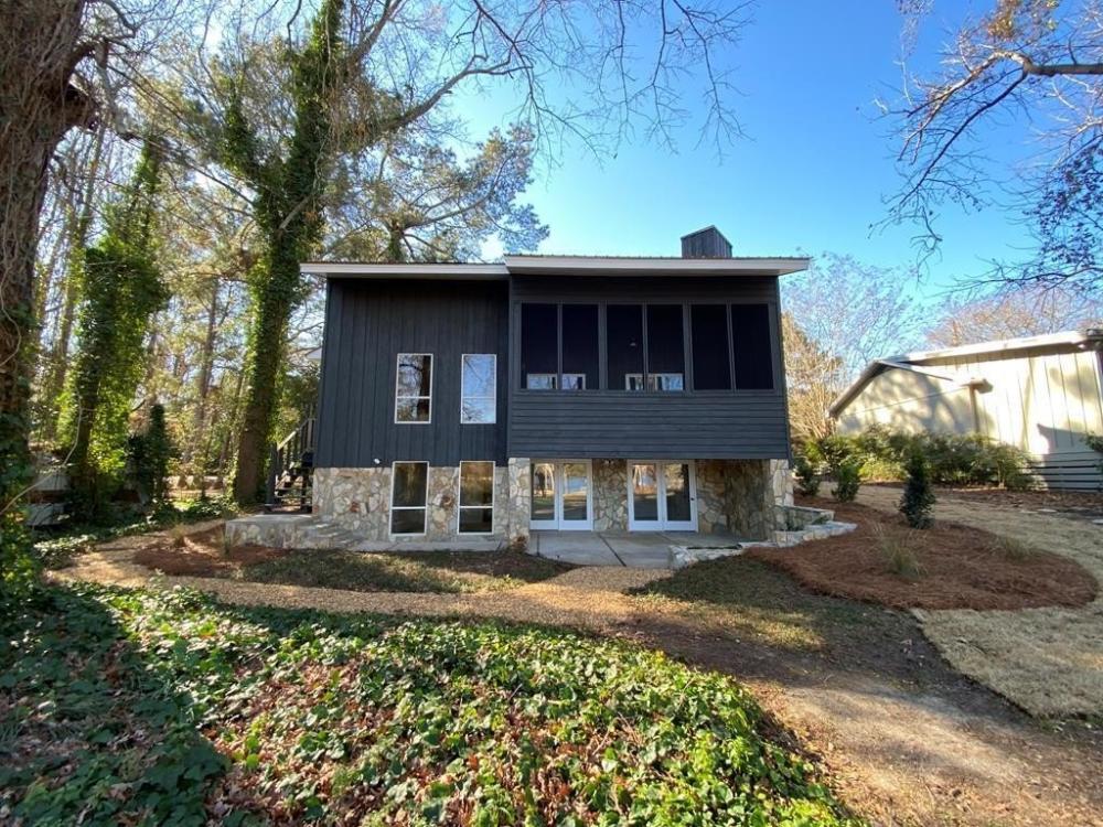 Currently Displayed Property Photo