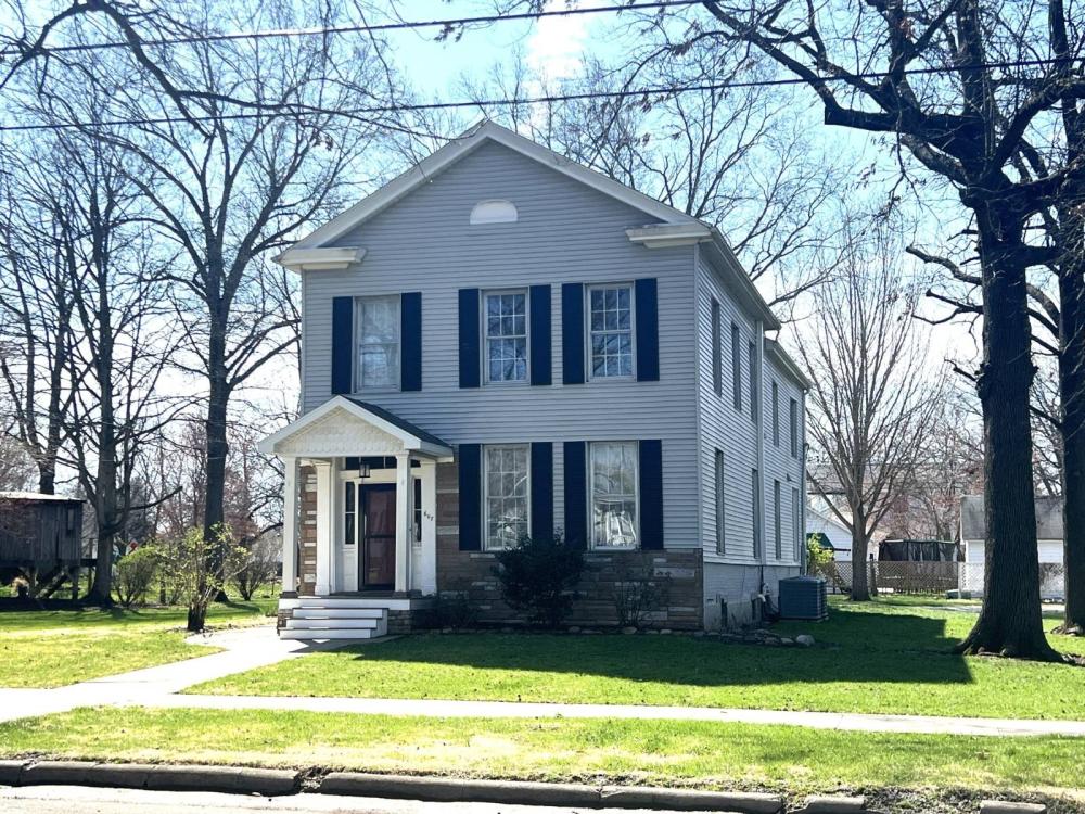 Currently Displayed Property Photo