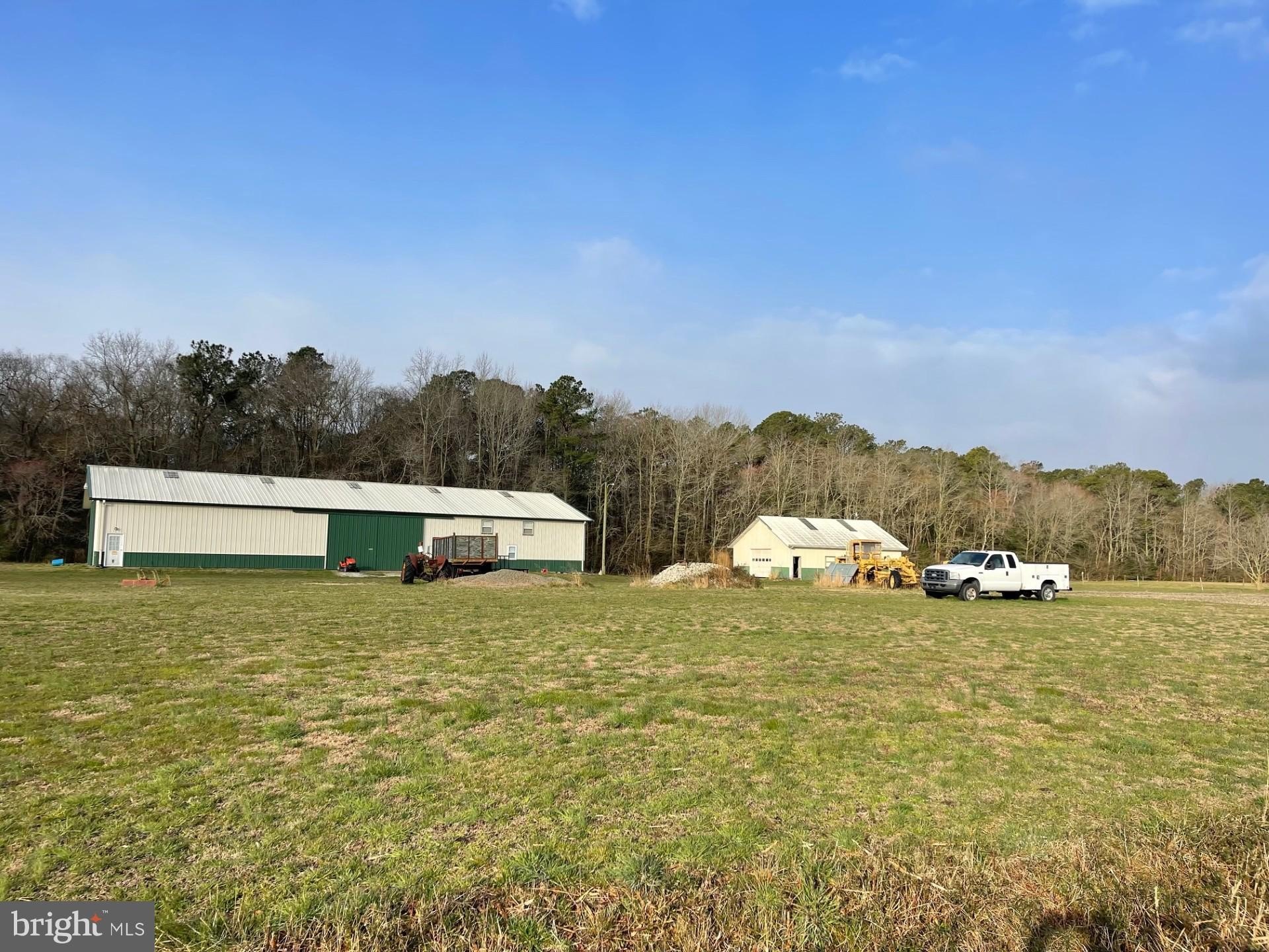 Currently Displayed Property Photo