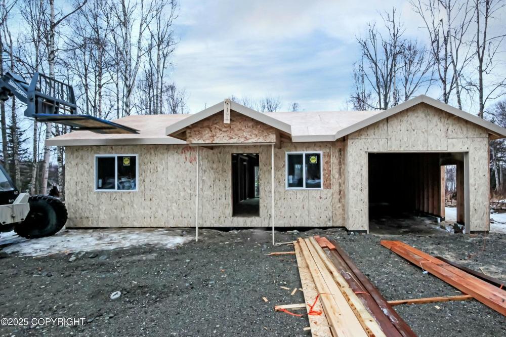 Currently Displayed Property Photo