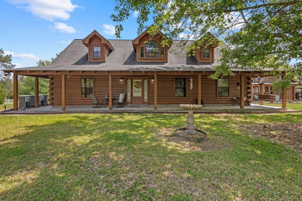 Currently Displayed Property Photo