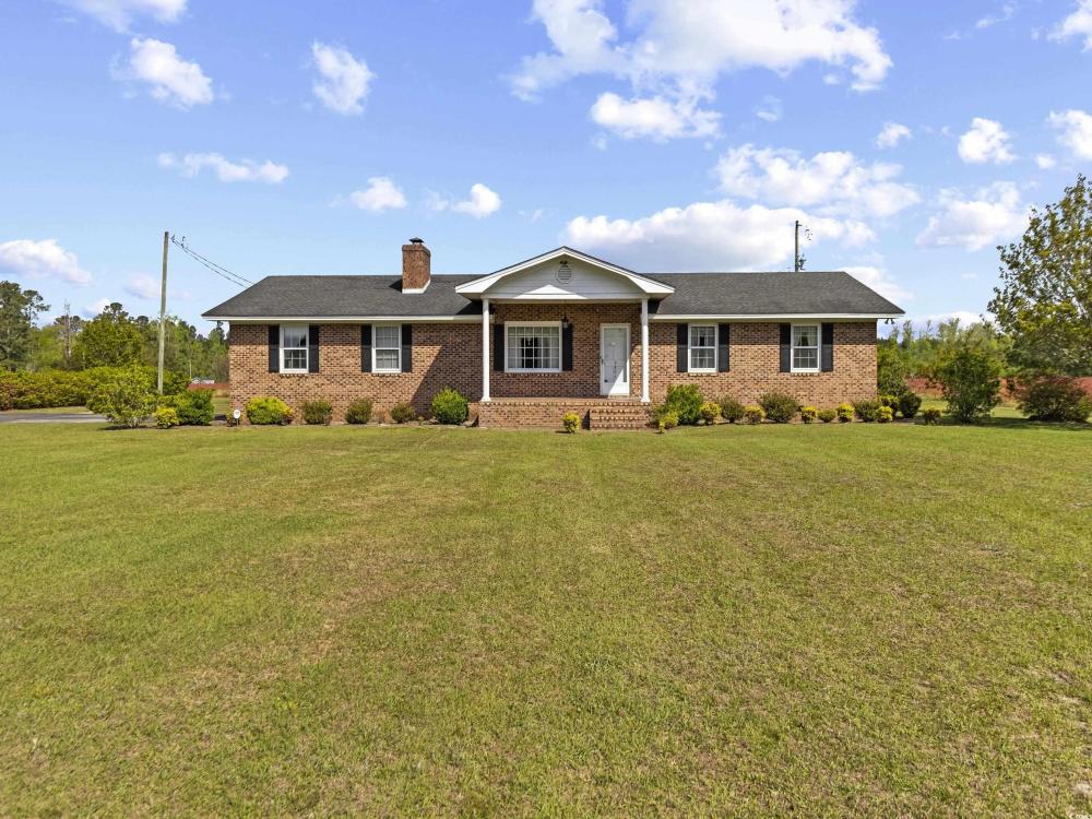 Currently Displayed Property Photo